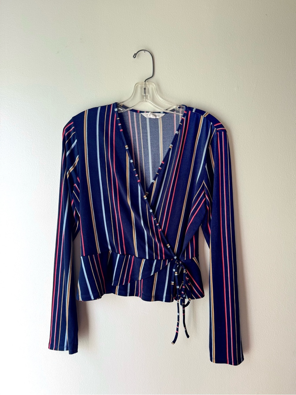 BCBG generation Striped Y2K Surplice V-Neck Faux
Wrap Blouse - Large